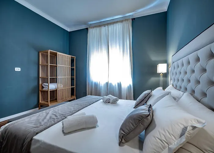 Yid Lamarmora Luxury Contemporary Apartment